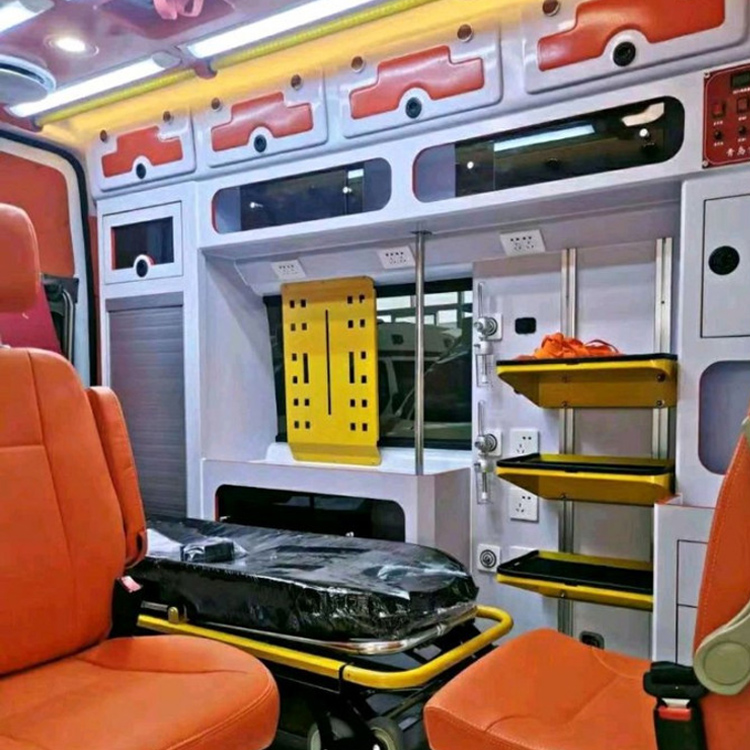 潜山长途救护车护送病人租赁价格